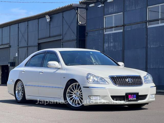 TOYOTA CROWN MAJESTA