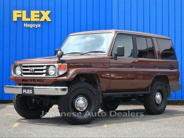 TOYOTA LAND CRUISER 70