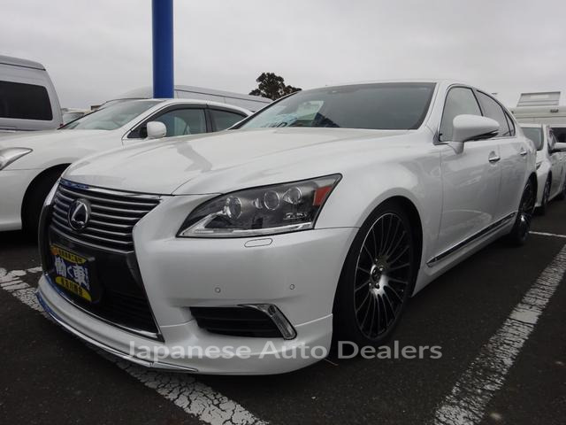 LEXUS LS