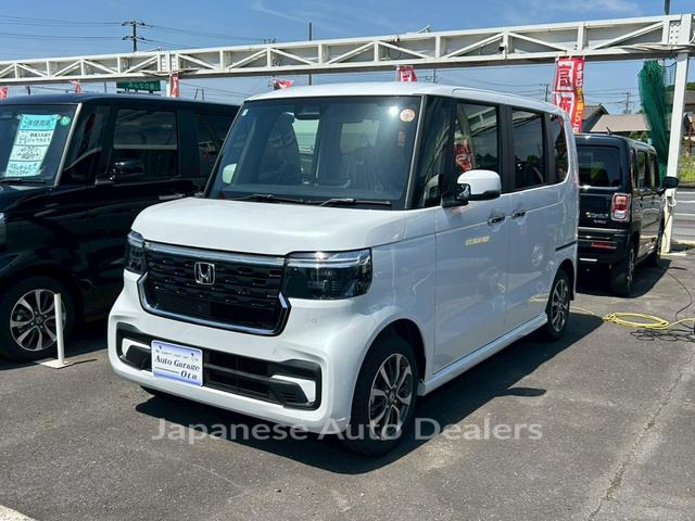 HONDA N-BOX CUSTOM