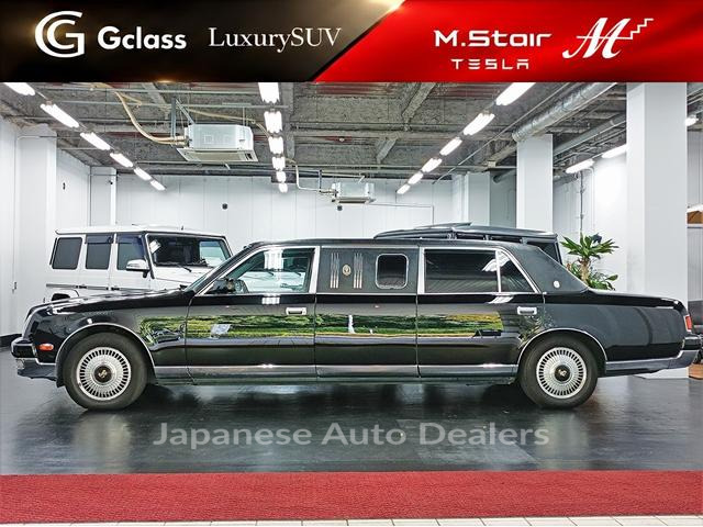 TOYOTA CENTURY