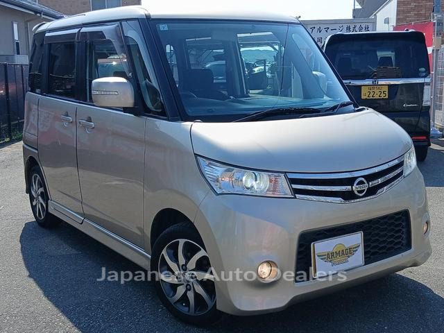 NISSAN ROOX