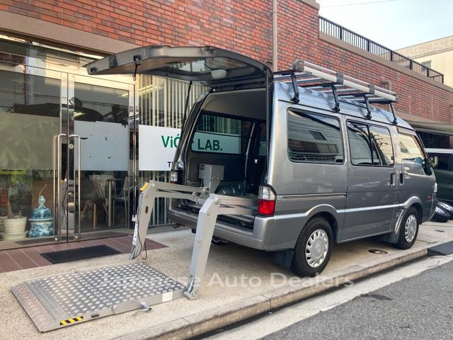 MAZDA BONGO VAN