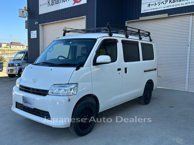 MAZDA BONGO VAN
