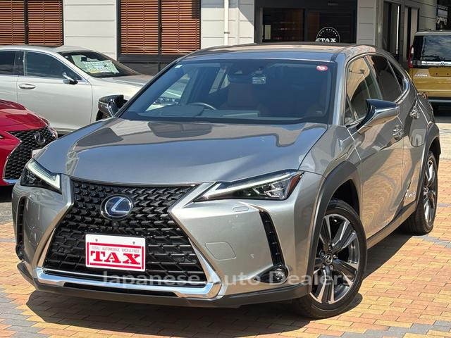 LEXUS UX
