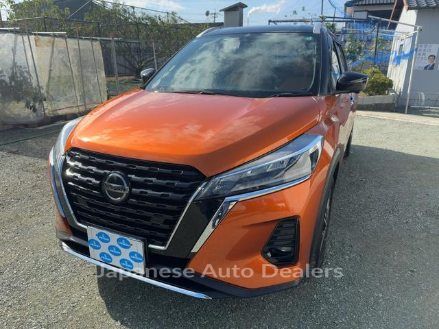 NISSAN KICKS