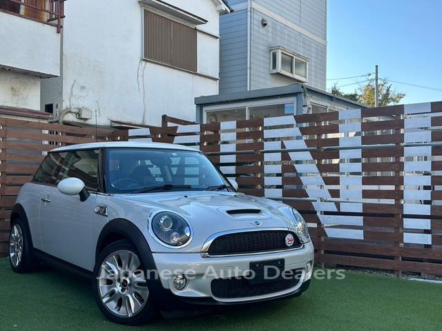 MINI MINI