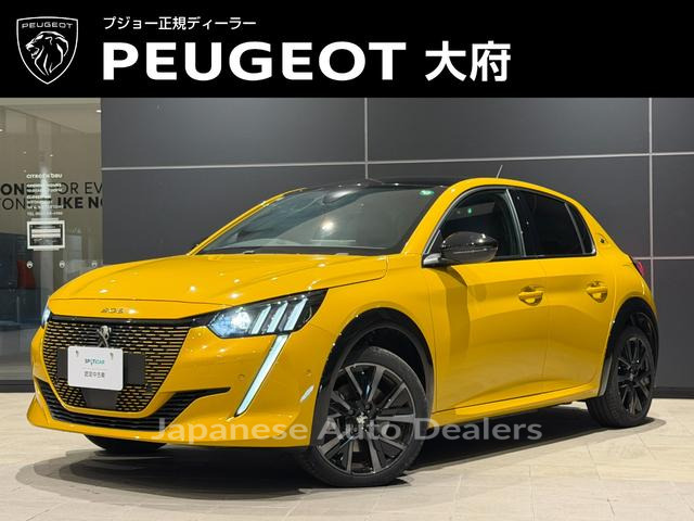 PEUGEOT E-208