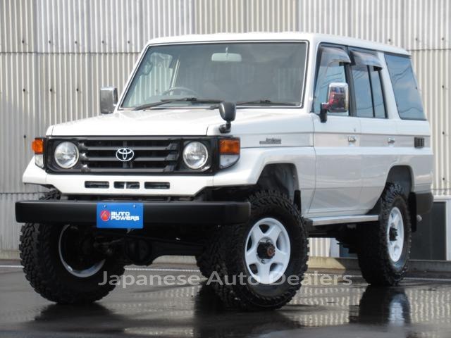 TOYOTA LAND CRUISER 70