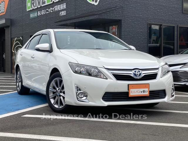 TOYOTA CAMRY