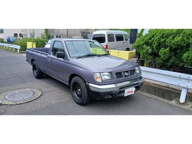 NISSAN DATSUN TRUCK