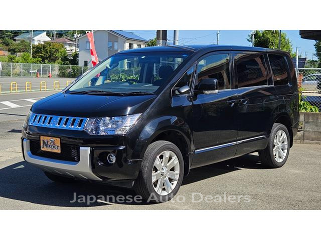 MITSUBISHI DELICA D:5