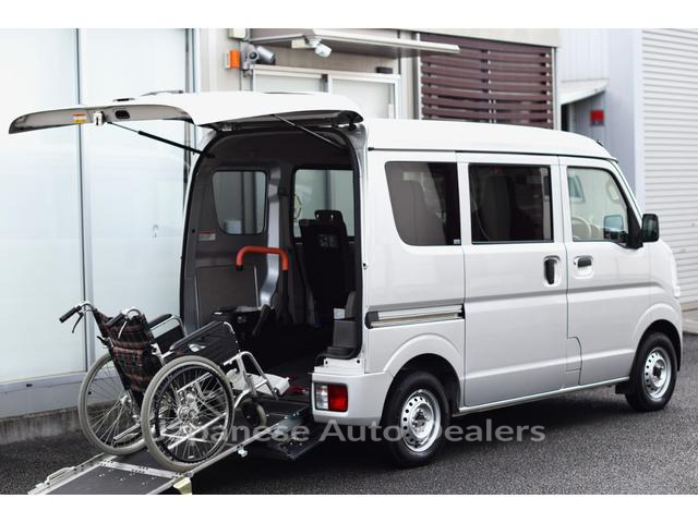 NISSAN NV100CLIPPER VAN