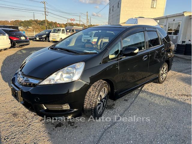HONDA FIT SHUTTLE HYBRID