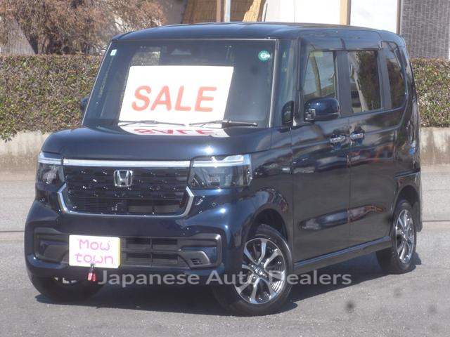 HONDA N-BOX CUSTOM