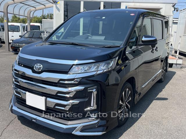 TOYOTA NOAH