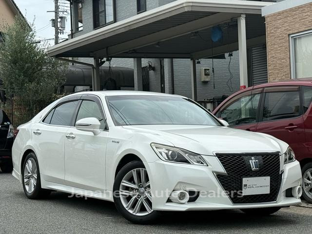 TOYOTA CROWN HYBRID