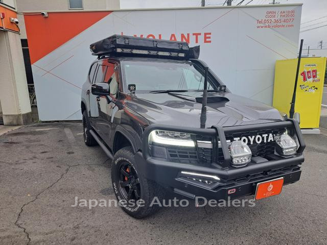 TOYOTA LAND CRUISER