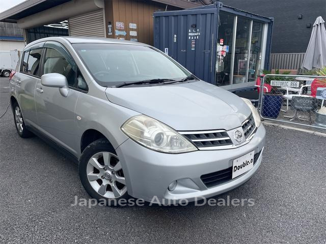 NISSAN TIIDA