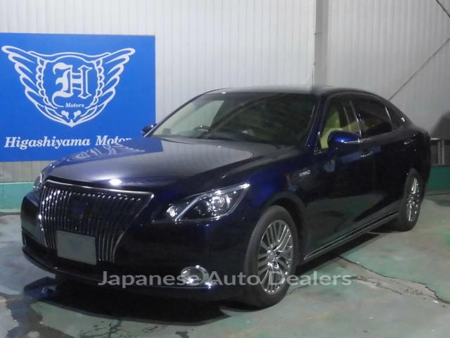 TOYOTA CROWN MAJESTA