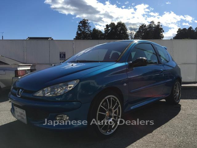 PEUGEOT 206