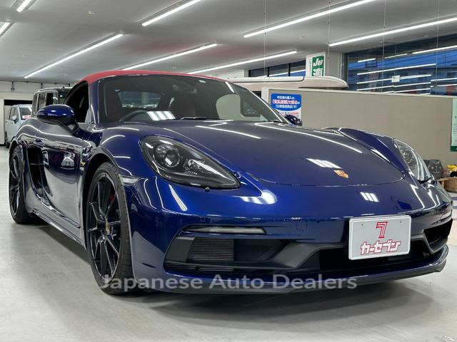 PORSCHE 718 BOXSTER