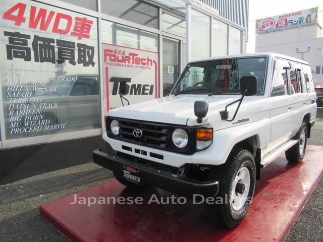 TOYOTA LAND CRUISER 70