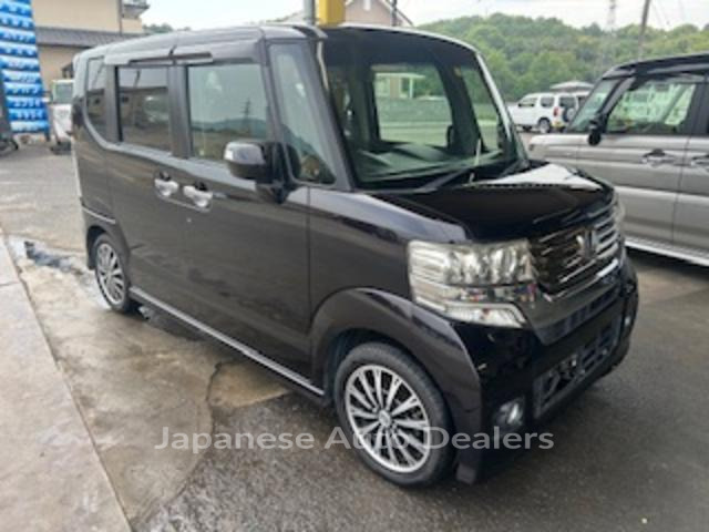 HONDA N-BOX CUSTOM