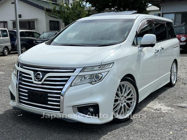 NISSAN ELGRAND