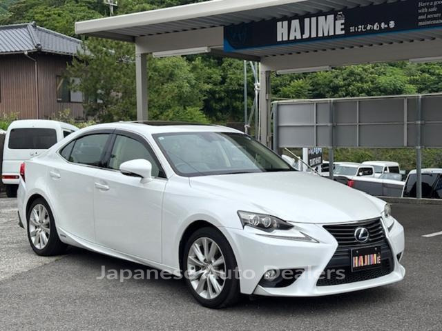 LEXUS IS