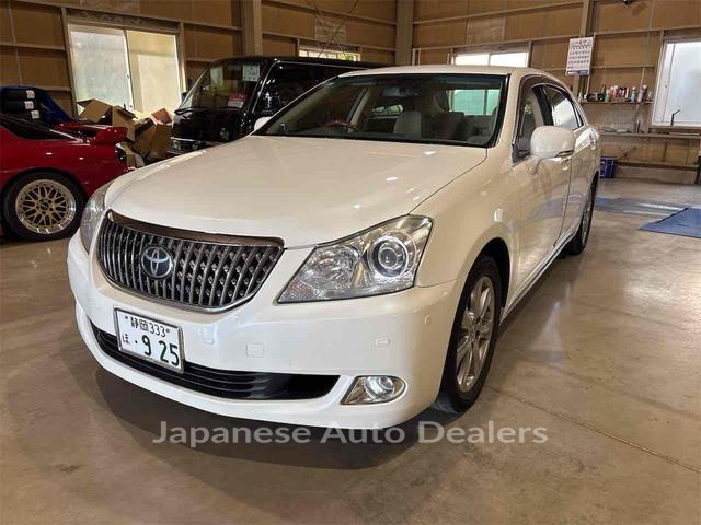 TOYOTA CROWN MAJESTA