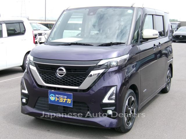 NISSAN ROOX