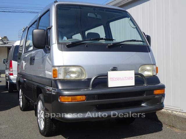 SUBARU DOMINGO