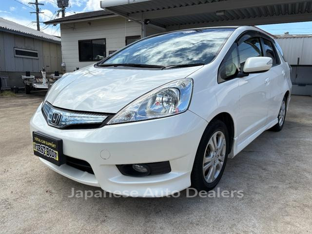HONDA FIT SHUTTLE HYBRID