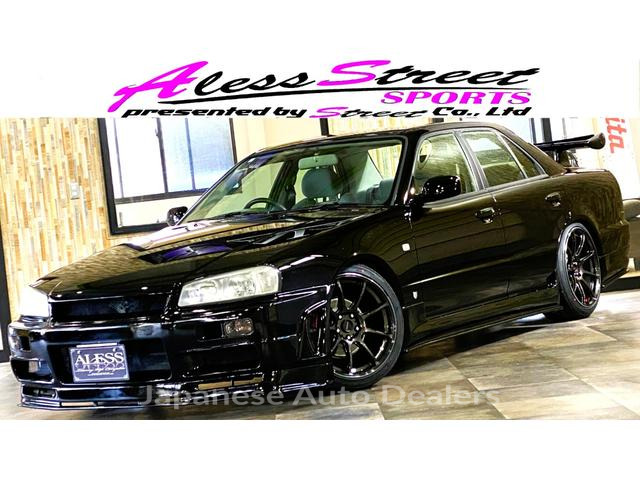 NISSAN SKYLINE