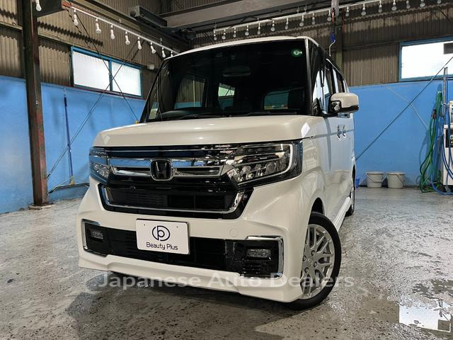 HONDA N-BOX CUSTOM