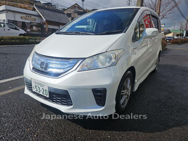 HONDA FREED HYBRID