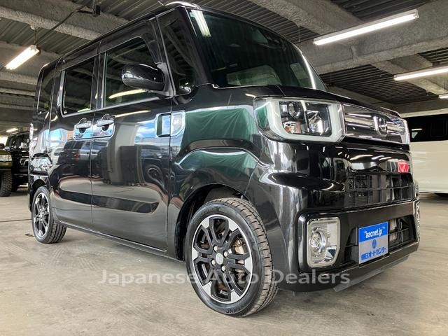 DAIHATSU WAKE
