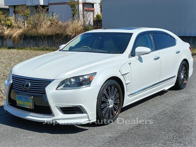 LEXUS LS