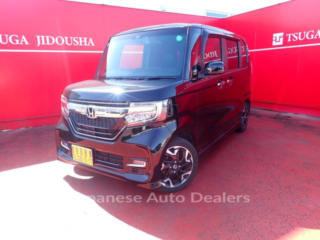 HONDA N-BOX CUSTOM