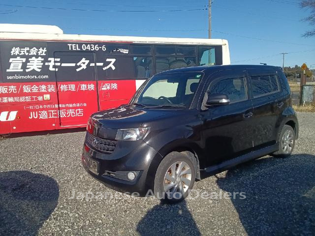 TOYOTA bB