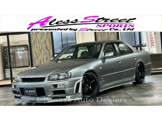 NISSAN SKYLINE