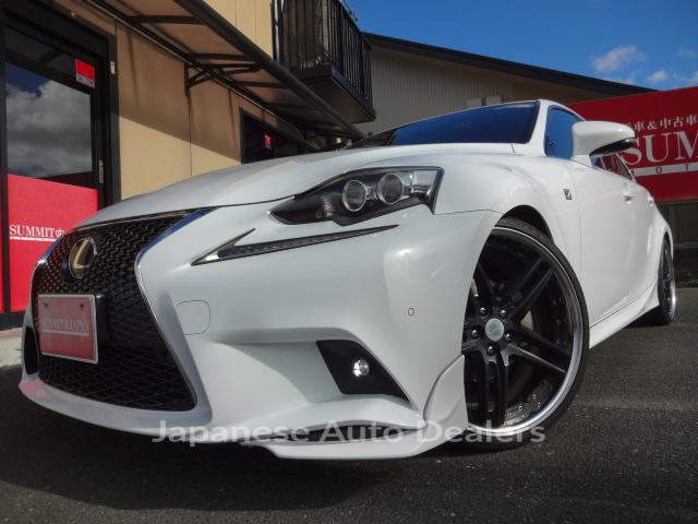 LEXUS IS