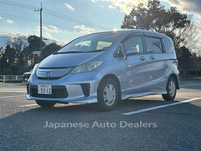 HONDA FREED HYBRID