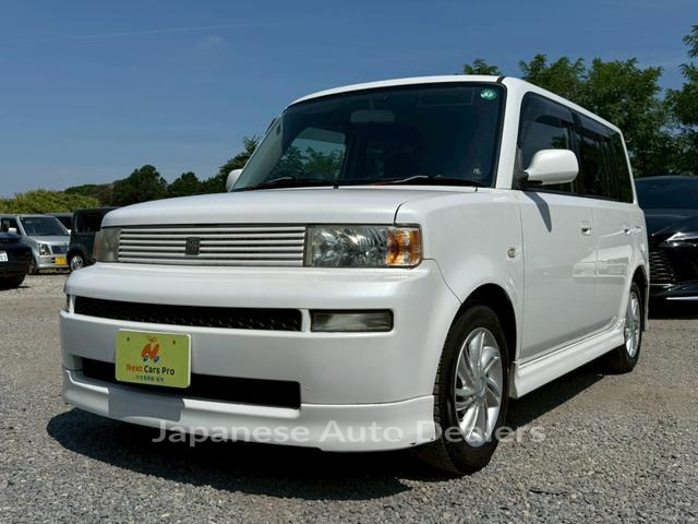 TOYOTA bB