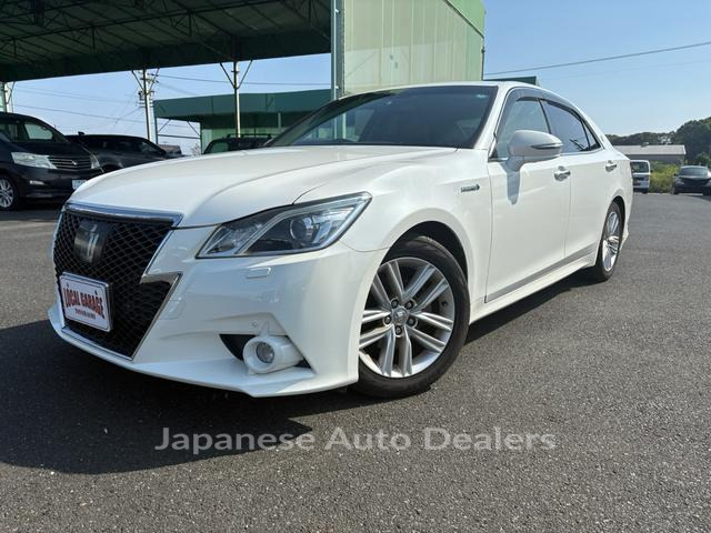 TOYOTA CROWN HYBRID