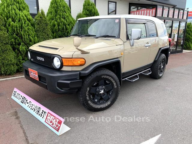 TOYOTA FJ CRUISER