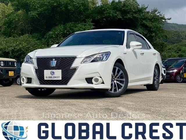 TOYOTA CROWN HYBRID