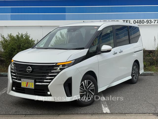 NISSAN SERENA