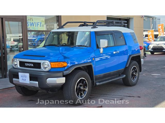 TOYOTA FJ CRUISER